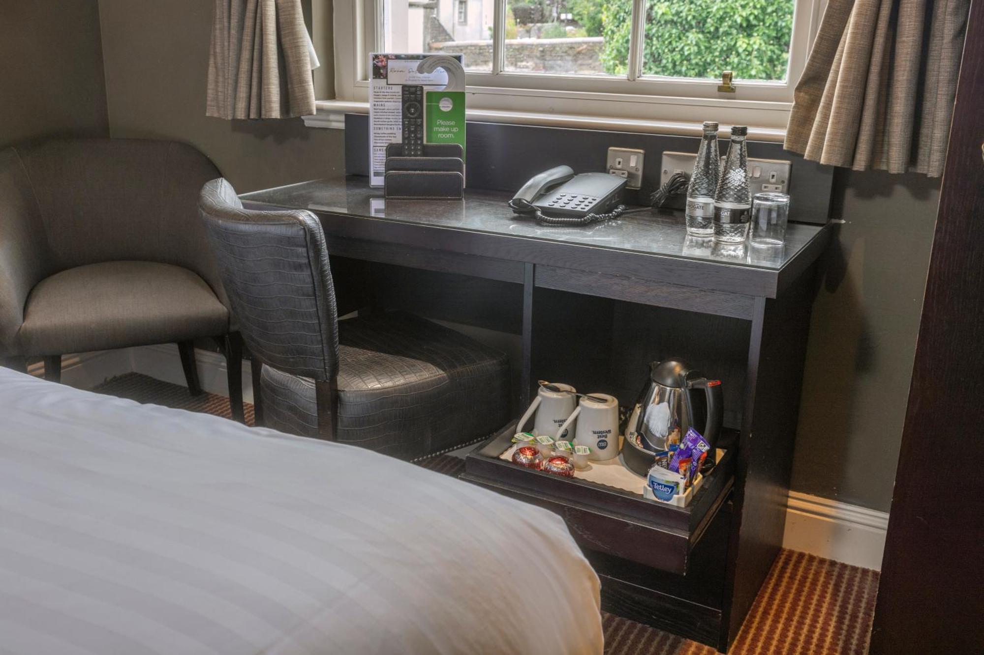 Best Western Glasgow South Eglinton Arms Hotel Eaglesham Buitenkant foto